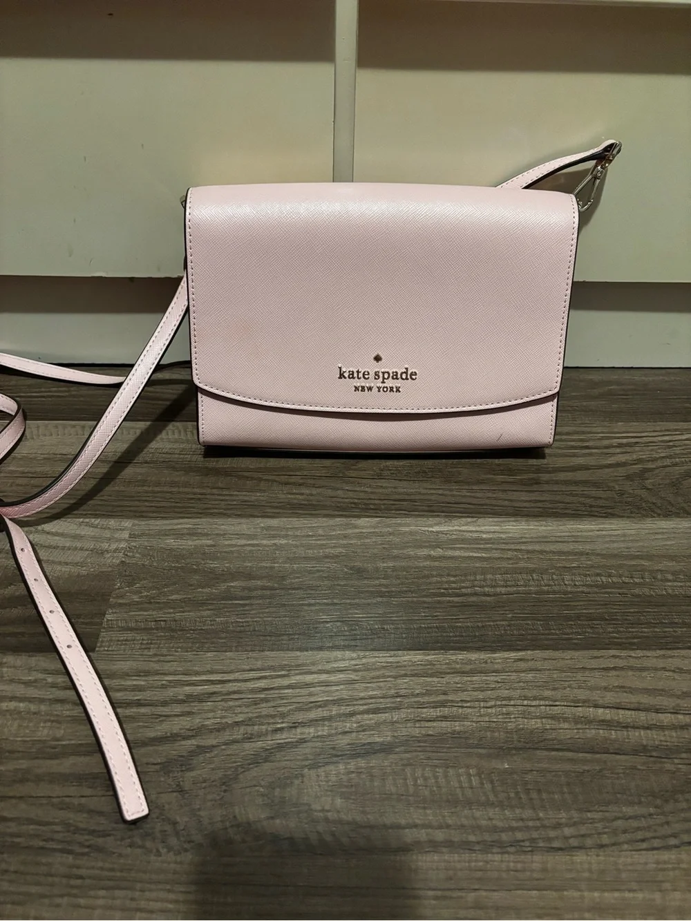 kate spade blush pink leather crossbody bag with gold logo